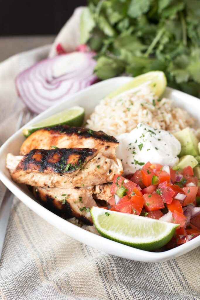 Easy Grilled Chicken Burrito Bowls – Cookin' with Mima
