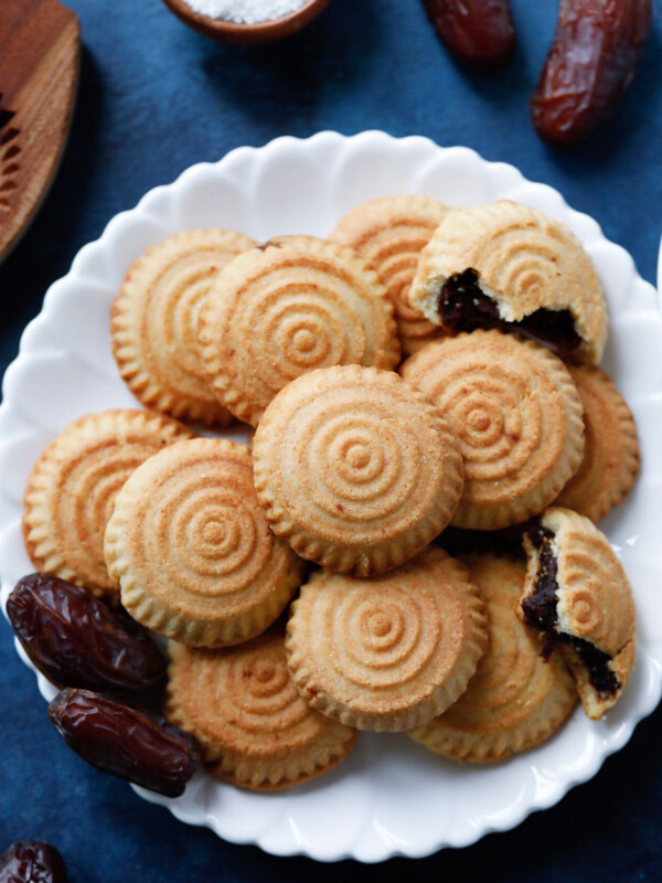 Maamoul Date Cookies (معمول بالتمر)