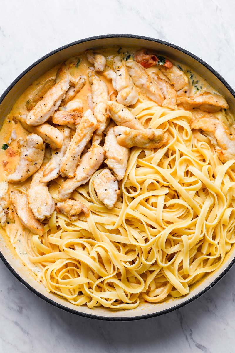 Creamy Tomato Basil Chicken Pasta Cookin With Mima