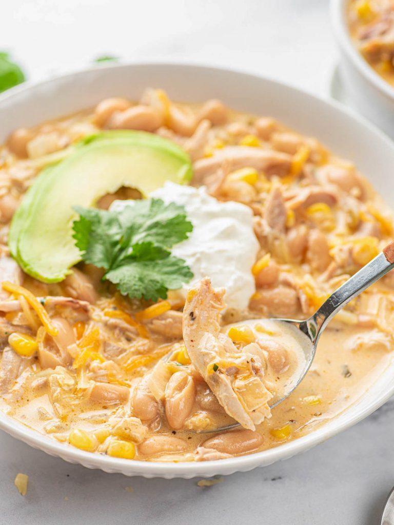 THE BEST Easy Creamy White Chicken Chili Recipe – Cookin' with Mima