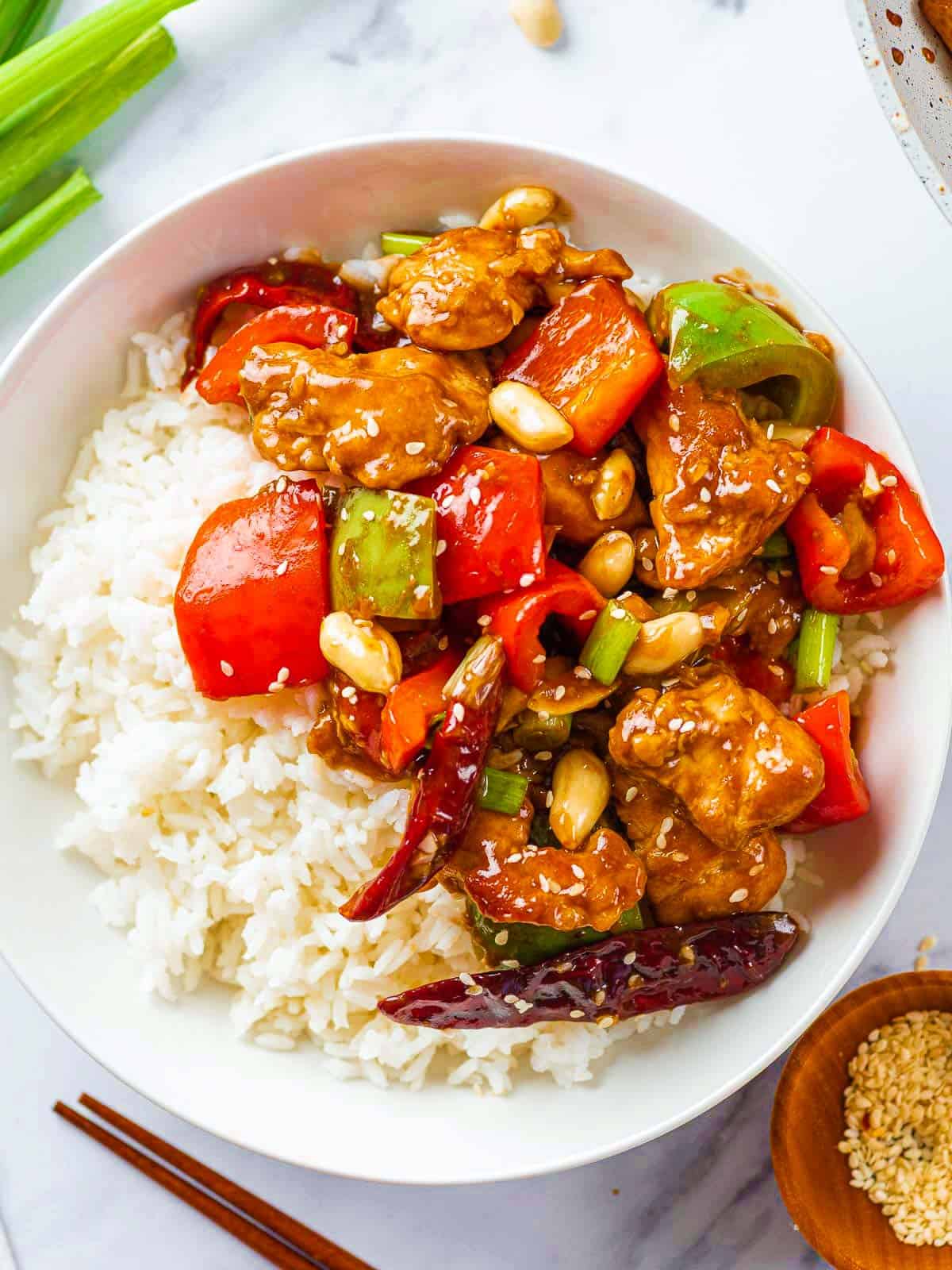 How To Make A Kung Pao Chicken Recipe: Easy & Delicious!