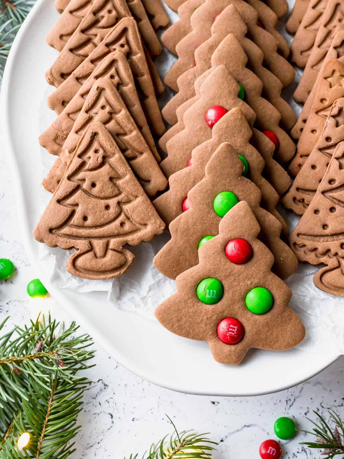A Festive Christmas Tree Gingerbread Cake Dessert Recipe
