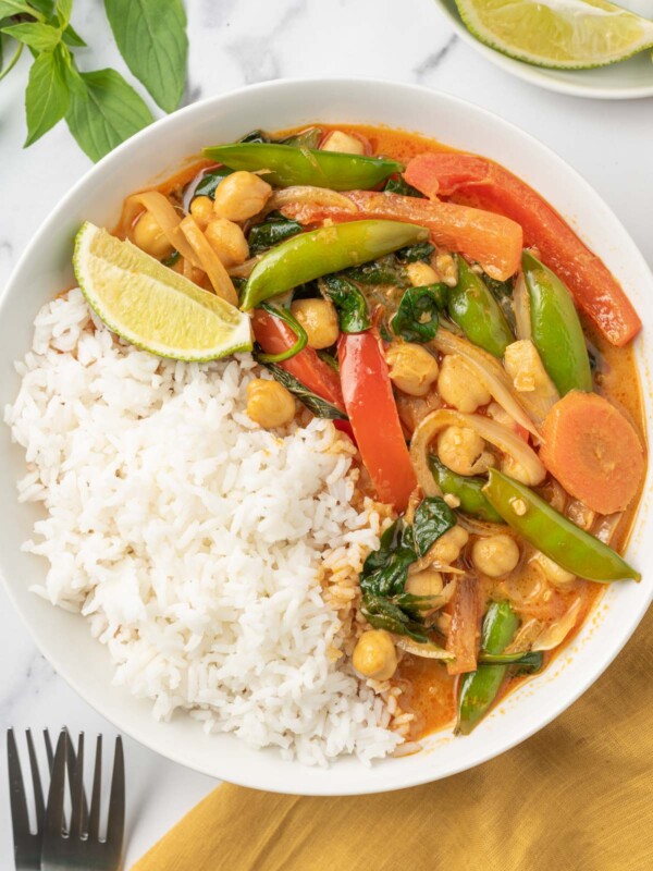 Easy Red Thai Vegan Curry – Cookin' with Mima