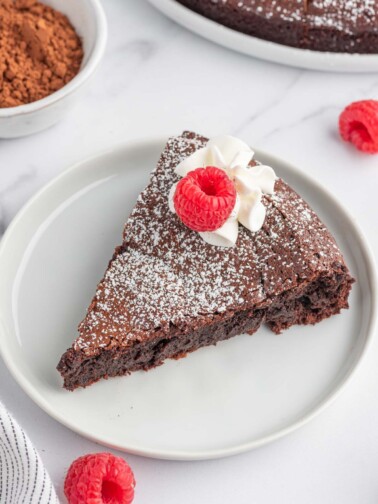 Flourless Chocolate Torte (Flourless Cake) – Cookin' with Mima