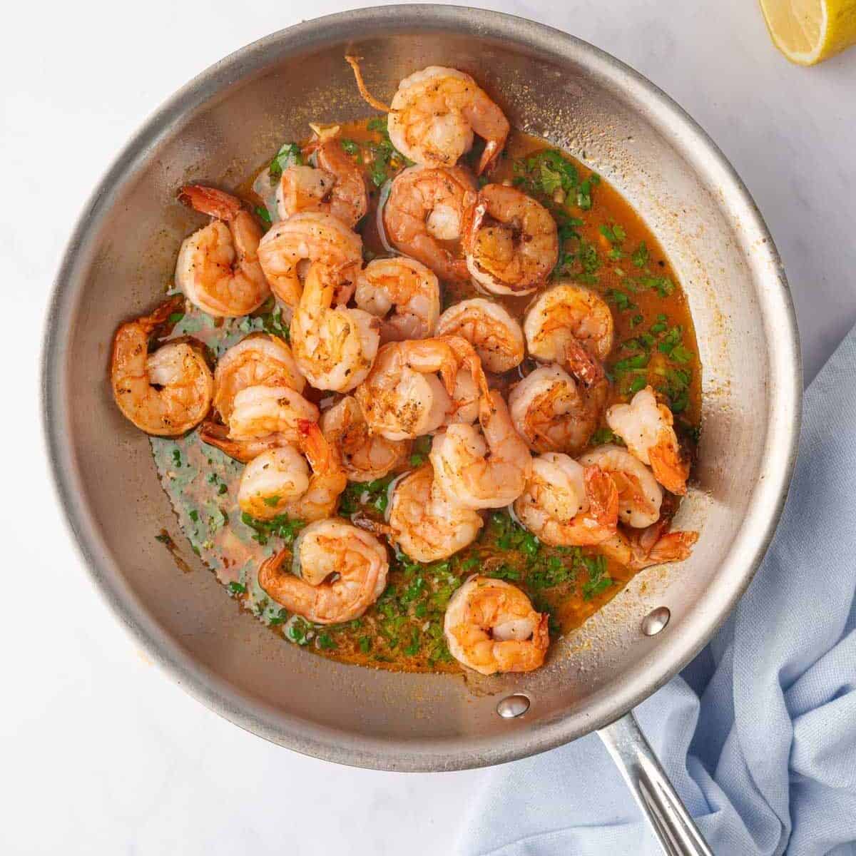Toss shrimp in the spicy sauce.